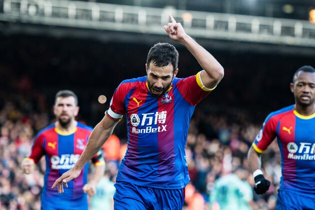 LONDON, ENGLAND - OCTOBER 28: Luka Milivojevi of Crystal  Palace celebrate after scoring goal during the Premier League match between Crystal Palace and Arsenal FC at Selhurst Park on October 28, 2018 in London, United Kingdom. (Photo by Sebastian Frej/MB Media/Getty Images)