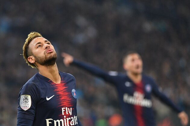Paris Saint-Germain's Brazilian forward Neymar reacts during the French L1 football match between Olympique de Marseille (OM) and Paris Saint-Germain (PSG) at the Velodrome stadium, in Marseille, on October 28, 2018. (Photo by Boris HORVAT / AFP)        (Photo credit should read BORIS HORVAT/AFP/Getty Images)