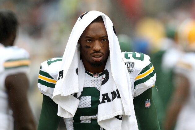 LANDOVER, MD - SEPTEMBER 23: Ha Ha Clinton-Dix #21 of the Green Bay Packers looks on against the Washington Redskins at FedExField on September 23, 2018 in Landover, Maryland. (Photo by Rob Carr/Getty Images)