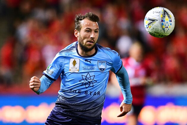 ADELAIDE, AUSTRALIA - OCTOBER 30:  Adam Le Fondre of Sydney FC during the FFA Cup Final match between Adelaide United and Sydney FC at Coopers Stadium on October 30, 2018 in Adelaide, Australia.  (Photo by Mark Brake/Getty Images)