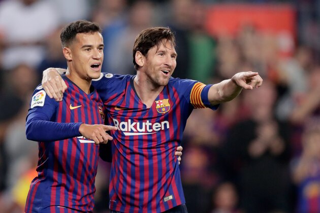 BARCELONA, SPAIN - OCTOBER 20: (L-R) Philippe Coutinho of FC Barcelona, Lionel Messi of FC Barcelona during the La Liga Santander match between FC Barcelona v Sevilla at the Camp Nou on October 20, 2018 in Barcelona Spain (Photo by Jeroen Meuwsen/Soccrates/Getty Images) BARCELONA, SPAIN - OCTOBER 20: (L-R) Philippe Coutinho of FC Barcelona, Lionel Messi of FC Barcelona during the La Liga Santander match between FC Barcelona v Sevilla at the Camp Nou on October 20, 2018 in Barcelona Spain (Photo by Jeroen Meuwsen/Soccrates/Getty Images)