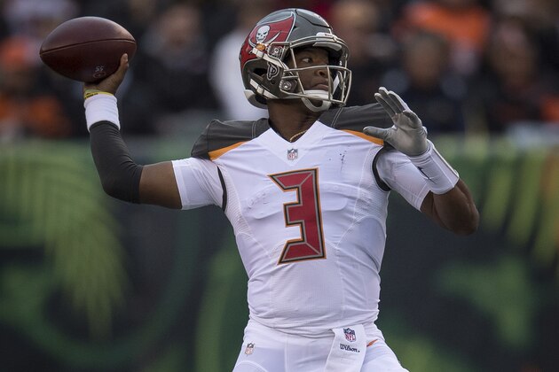 Tampa Bay quarterback Jameis Winston (3) throws the ball during the first half of an NFL football game in Cincinnati, Oh, Saturday, Oct. 28, 2018. (AP Photo/Bryan Woolston)