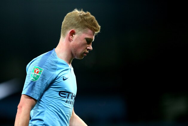 MANCHESTER, ENGLAND - NOVEMBER 01: Kevin De Bruyne of Manchester City in action during the Carabao Cup Fourth Round match between Manchester City and Fulham at Etihad Stadium on November 1, 2018 in Manchester, England. (Photo by Chloe Knott - Danehouse/Getty Images)