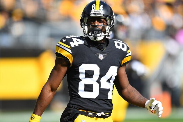 PITTSBURGH, PA - OCTOBER 28:  Antonio Brown #84 of the Pittsburgh Steelers in action during the game against the Cleveland Browns at Heinz Field on October 28, 2018 in Pittsburgh, Pennsylvania. (Photo by Joe Sargent/Getty Images)