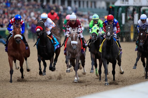 LOUISVILLE, KY - NOVEMBER 02:  Jaywalk with Joel Rosario aboard runs to victory in the Breeders' Cup Juvenile Fillies during day 1 of the Breeders' Cup at Churchill Downs on November 2, 2018 in Louisville, Kentucky.  (Photo by Andy Lyons/Getty Images)