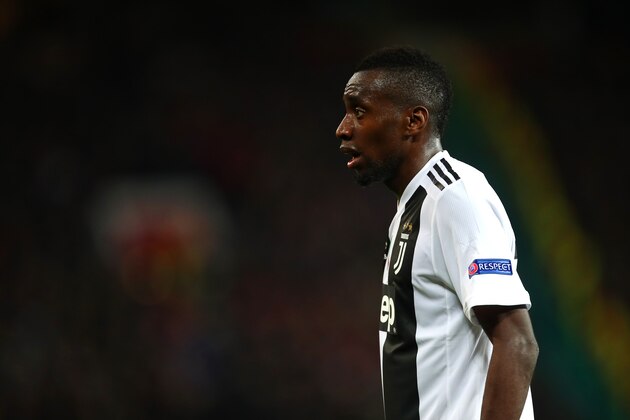 MANCHESTER, ENGLAND - OCTOBER 23:  Blaise Matuidi of Juventus looks on during the Group H match of the UEFA Champions League between Manchester United and Juventus at Old Trafford on October 23, 2018 in Manchester, United Kingdom. (Photo by Robbie Jay Barratt - AMA/Getty Images)