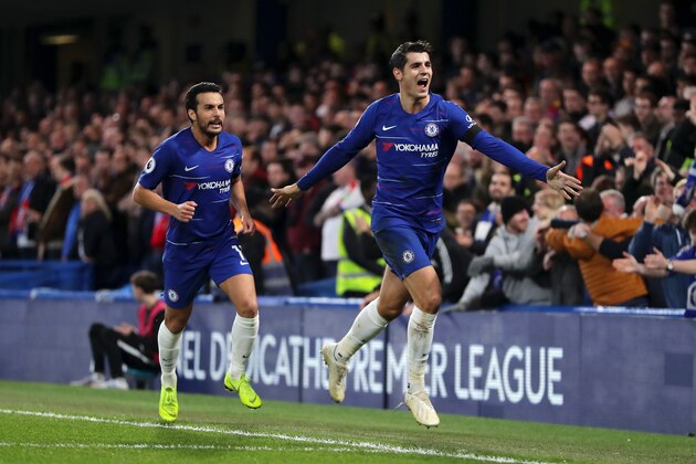 LONDON, ENGLAND - NOVEMBER 04:  Alvaro Morata of Chelsea celebrates with teammate Pedro after scoring his team's first goal during the Premier League match between Chelsea FC and Crystal Palace at Stamford Bridge on November 4, 2018 in London, United Kingdom.  (Photo by Richard Heathcote/Getty Images)