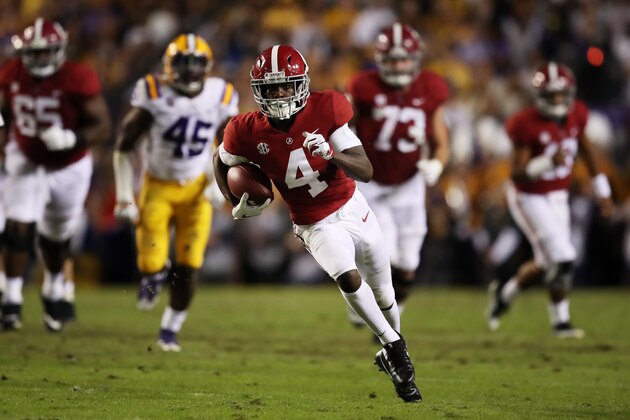 BATON ROUGE, LOUISIANA - NOVEMBER 03: Jerry Jeudy #4 of the Alabama Crimson Tide carries the ball against the LSU Tigers in the second quarter of their game at Tiger Stadium on November 03, 2018 in Baton Rouge, Louisiana. (Photo by Gregory Shamus/Getty Images) BATON ROUGE, LOUISIANA - NOVEMBER 03: Jerry Jeudy #4 of the Alabama Crimson Tide carries the ball against the LSU Tigers in the second quarter of their game at Tiger Stadium on November 03, 2018 in Baton Rouge, Louisiana. (Photo by Gregory Shamus/Getty Images)