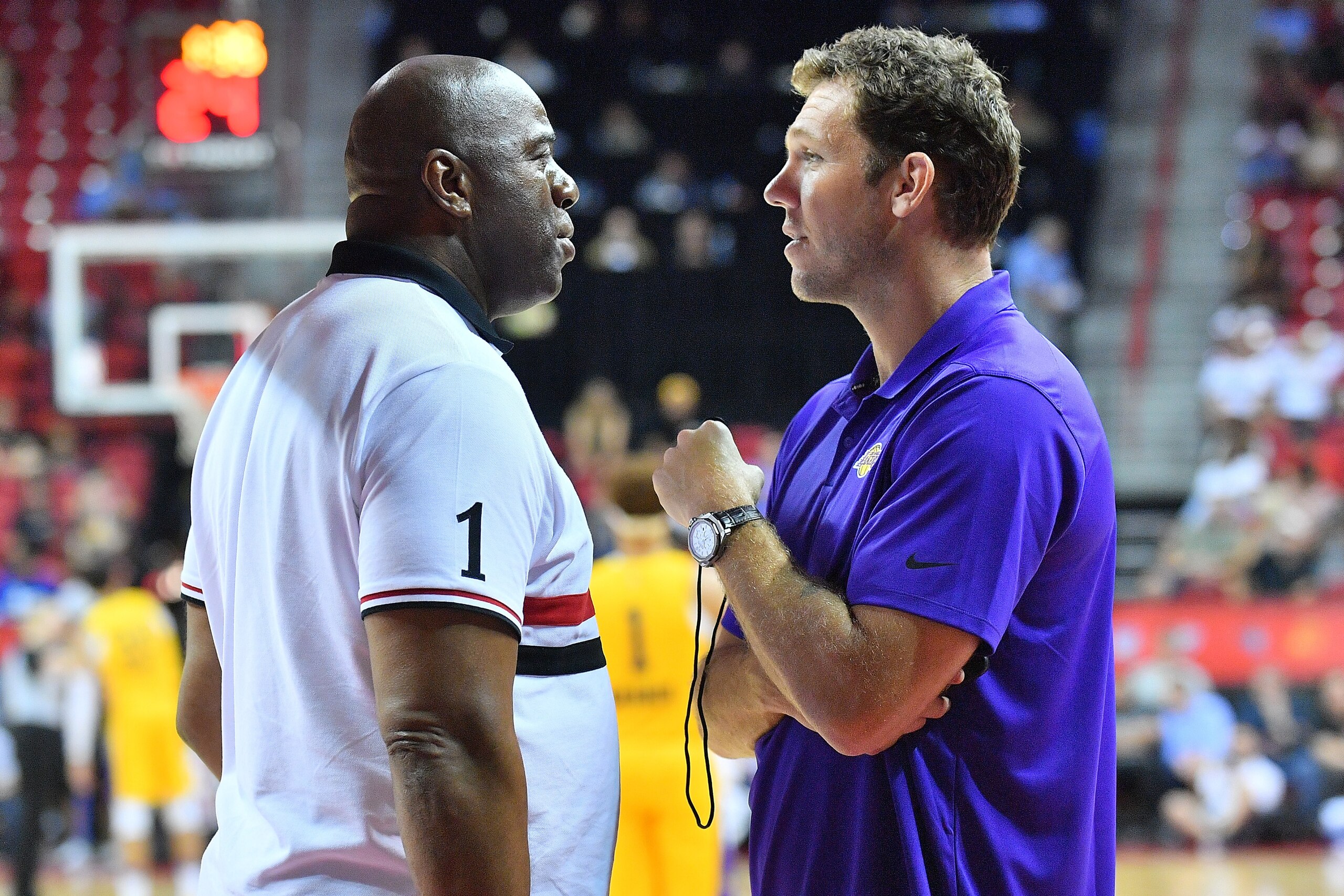 LAS VEGAS, NV - JULY 10: Head coach Luke Walton of the Los Angeles Lakers talks with Los Angeles Lakers president of basketball operations Earvin 'Magic' Johnson during the 2018 NBA Summer League at the Thomas & Mack Center on July 10, 2018 in Las Vegas, Nevada. The Lakers defeated the Knicks 109-92. NOTE TO USER: User expressly acknowledges and agrees that, by downloading and or using this photograph, User is consenting to the terms and conditions of the Getty Images License Agreement. (Photo by Sam Wasson/Getty Images) LAS VEGAS, NV - JULY 10: Head coach Luke Walton of the Los Angeles Lakers talks with Los Angeles Lakers president of basketball operations Earvin 'Magic' Johnson during the 2018 NBA Summer League at the Thomas & Mack Center on July 10, 2018 in Las Vegas, Nevada. The Lakers defeated the Knicks 109-92. NOTE TO USER: User expressly acknowledges and agrees that, by downloading and or using this photograph, User is consenting to the terms and conditions of the Getty Images License Agreement. (Photo by Sam Wasson/Getty Images)
