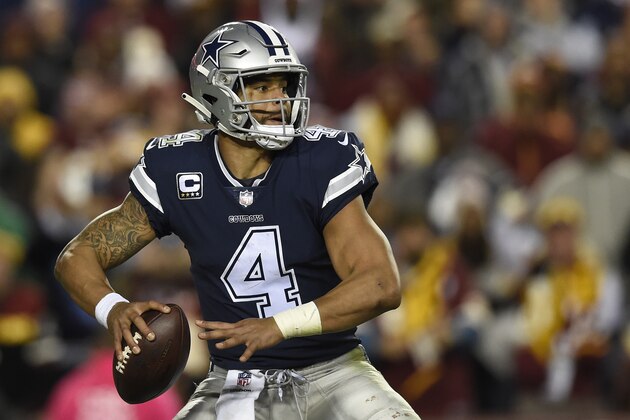LANDOVER, MD - OCTOBER 21: Quarterback Dak Prescott #4 of the Dallas Cowboys throws a pass in the fourth quarter against the Washington Redskins at FedExField on October 21, 2018 in Landover, Maryland. (Photo by Patrick McDermott/Getty Images)