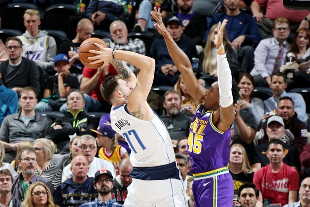 SALT LAKE CITY, UT - NOVEMBER 7:  Luka Doncic #77 of the Dallas Mavericks shoots the ball against the Utah Jazz on November 7, 2018 at vivint.SmartHome Arena in Salt Lake City, Utah. NOTE TO USER: User expressly acknowledges and agrees that, by downloading and or using this Photograph, User is consenting to the terms and conditions of the Getty Images License Agreement. Mandatory Copyright Notice: Copyright 2018 NBAE (Photo by Melissa Majchrzak/NBAE via Getty Images)