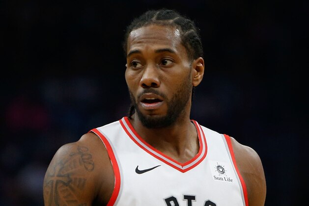 SACRAMENTO, CA - NOVEMBER 07: Kawhi Leonard #2 of the Toronto Raptors looks on during play against the Sacramento Kings at Golden 1 Center on November 7, 2018 in Sacramento, California. NOTE TO USER: User expressly acknowledges and agrees that, by downloading and or using this photograph, User is consenting to the terms and conditions of the Getty Images License Agreement. (Photo by Lachlan Cunningham/Getty Images)