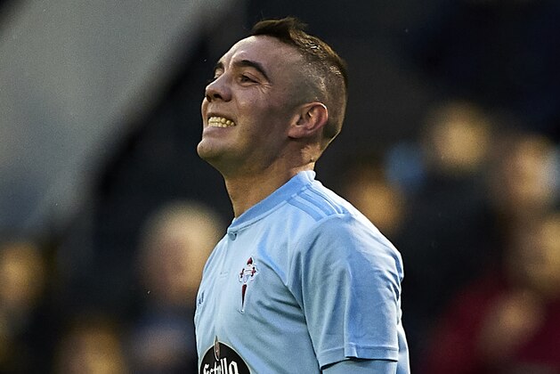 VIGO, SPAIN - OCTOBER 27:  Iago Aspas of Celta de Vigo reacts during the La Liga match between RC Celta de Vigo and SD Eibar at Abanca-Balaidos Stadium on October 27, 2018 in Vigo, Spain  (Photo by Quality Sport Images/Getty Images)