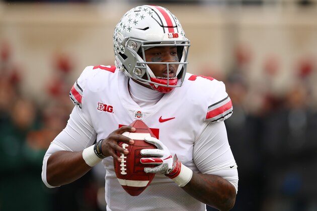 EAST LANSING, MI - NOVEMBER 10: Dwayne Haskins #7 of the Ohio State Buckeyes throws a first half pass while playing the Michigan State Spartans at Spartan Stadium on November 10, 2018 in East Lansing, Michigan. (Photo by Gregory Shamus/Getty Images)