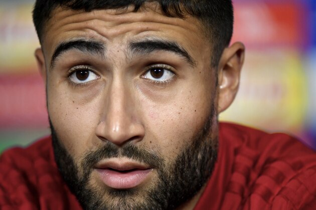 Lyon's French midfielder Nabil Fekir addresses media representatives during a press conference at The Parc Olympique Lyonnais Stadium in Decines-Charpieu, central-eastern France, on November 6, 2018, on the eve of the Champions League football match between Olympique Lyonnais (OL) and TSG 1899 Hoffenheim. (Photo by JEFF PACHOUD / AFP)        (Photo credit should read JEFF PACHOUD/AFP/Getty Images)