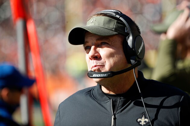 CINCINNATI, OH - NOVEMBER 11:  Head coach Sean Payton of the New Orleans Saints walks on the sideline during the first quarter of the game against the Cincinnati Bengals at Paul Brown Stadium on November 11, 2018 in Cincinnati, Ohio. (Photo by Joe Robbins/Getty Images)