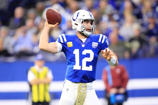 INDIANAPOLIS, IN - NOVEMBER 11: Andrew Luck #12 of the Indianapolis Colts throws a touchdown pass in the game against the Jacksonville Jaguars in the second quarter at Lucas Oil Stadium on November 11, 2018 in Indianapolis, Indiana. (Photo by Andy Lyons/Getty Images)