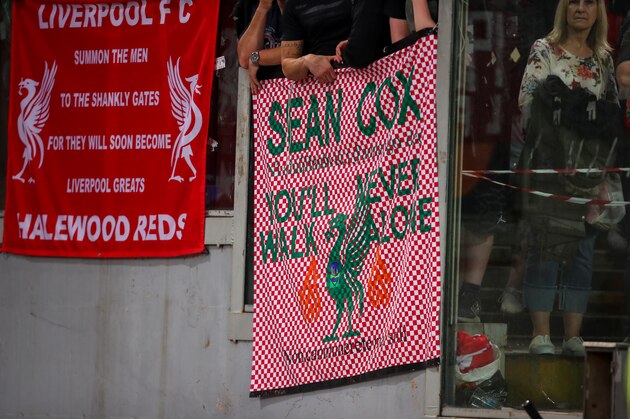ROME, ITALY - MAY 02: Fans of Liverpool hold up a banner for Liverpool fan Sean Cox who was attacked before the first leg match during the UEFA Champions League Semi Final Second Leg match between A.S. Roma and Liverpool at Stadio Olimpico on May 2, 2018 in Rome, Italy. (Photo by Robbie Jay Barratt - AMA/Getty Images)