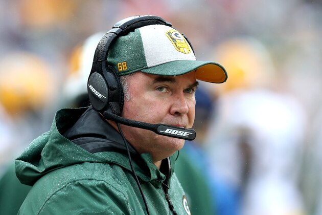 LANDOVER, MD - SEPTEMBER 23: Head coach Mike McCarthy of the Green Bay Packers looks on in the second half against the Washington Redskins at FedExField on September 23, 2018 in Landover, Maryland. (Photo by Rob Carr/Getty Images)
