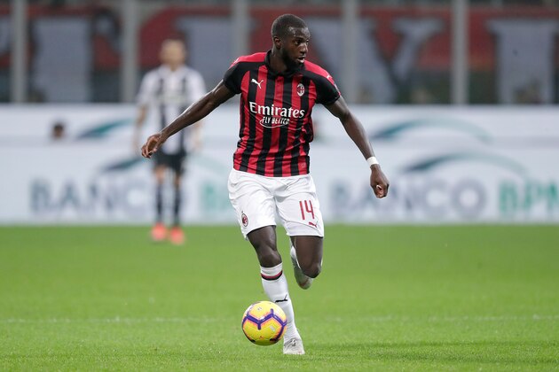 MILAN, ITALY - NOVEMBER 11: Tiemoue Bakayoko of AC Milan  during the Italian Serie A   match between AC Milan v Juventus at the San Siro on November 11, 2018 in Milan Italy (Photo by Jeroen Meuwsen/Soccrates/Getty Images)