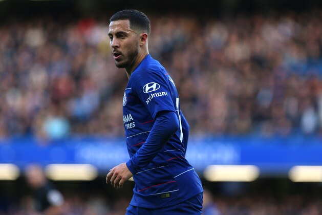 LONDON, ENGLAND - NOVEMBER 11: Eden Hazard of Chelsea FC during the Premier League match between Chelsea FC and Everton FC at Stamford Bridge on November 11, 2018 in London, United Kingdom. (Photo by Chloe Knott - Danehouse/Getty Images)