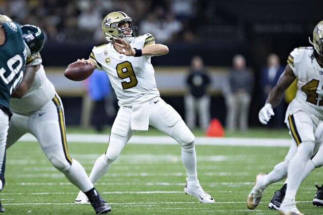 NEW ORLEANS, LA - NOVEMBER 18:  Drew Brees #9 of the New Orleans Saints throws a pass in the second half of a game against the Philadelphia Eagles at Mercedes-Benz Superdome on November 18, 2018 in New Orleans, Louisiana.  The Saints defeated the Eagles 48-7.  (Photo by Wesley Hitt/Getty Images)