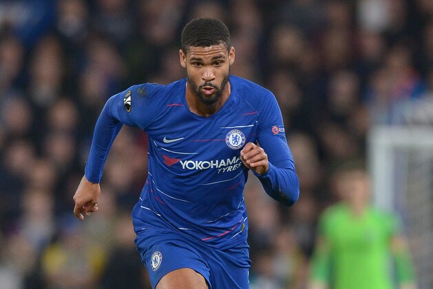 LONDON, ENGLAND - OCTOBER 25: Ruben Loftus-Cheek of Chelsea controls the ball during the UEFA Europa League Group L match between Chelsea and FC BATE Borisov at Stamford Bridge on October 25, 2018 in London, United Kingdom. (Photo by TF-Images/Getty Images)