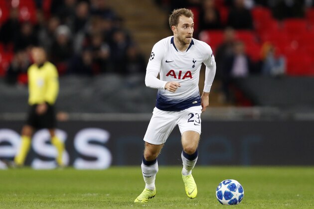 LONDON, UNITED KINGDOM - NOVEMBER 6: Christian Eriksen of Tottenham Hotspur during the UEFA Champions League  match between Tottenham Hotspur v PSV at the Wembley Stadium on November 6, 2018 in London United Kingdom (Photo by Edwin van Zandvoort/Soccrates/Getty Images)