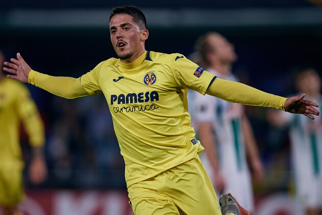 VILLAREAL, SPAIN - OCTOBER 25: Pablo Fornals of Villarreal CF celebrates a goal after scoring during the UEFA Europa League Group G match between Villarreal CF and SK Rapid Wien at Estadio de la Ceramica on October 25, 2018 in Villareal, Spain. (Photo by MB Media/Getty Images)