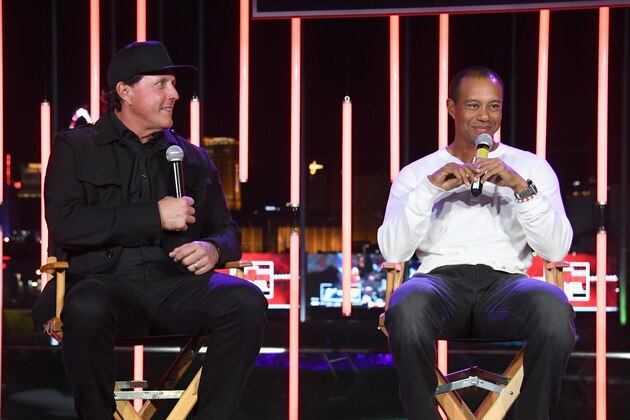 LAS VEGAS, NV - NOVEMBER 23:  Phil Mickelson (L) and Tiger Woods attend The Match: Tiger vs Phil VIP after party at Topgolf Las Vegas on November 23, 2018 in Las Vegas, Nevada.  (Photo by Ethan Miller/Getty Images for The Match)
