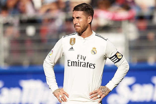 EIBAR, SPAIN - NOVEMBER 24: Sergio Ramos of Real Madrid reacts during the La Liga match between SD Eibar and Real Madrid CF at Ipurua Municipal Stadium on November 24, 2018 in Eibar, Spain. (Photo by Juan Manuel Serrano Arce/Getty Images)