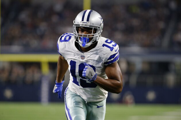 Dallas Cowboys wide receiver Amari Cooper runs a route during the first half of an NFL football game between the Dallas Cowboys and Washington Redskins in Arlington, Texas, Thursday, Nov. 22, 2018. The Dallas Cowboys won 31-23. (AP Photo/Roger Steinman)