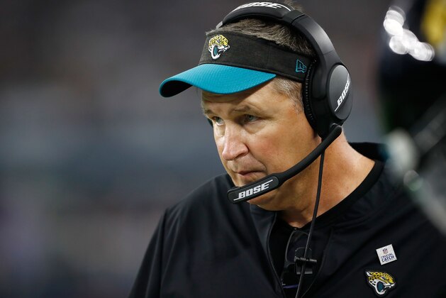ARLINGTON, TX - OCTOBER 14:  Head coach Doug Marrone of the Jacksonville Jaguars watches the game against the Dallas Cowboys in the third quarter of a  game at AT&T Stadium on October 14, 2018 in Arlington, Texas.  (Photo by Wesley Hitt/Getty Images)