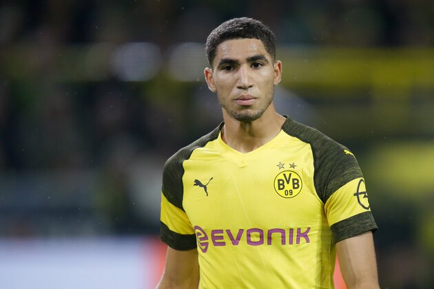 DORTMUND, GERMANY - NOVEMBER 10: Achraf Hakimi of Borussia Dortmund  during the German Bundesliga  match between Borussia Dortmund v Bayern Munchen at the Signal Iduna Park on November 10, 2018 in Dortmund Germany (Photo by Peter Lous/Soccrates/Getty Images)