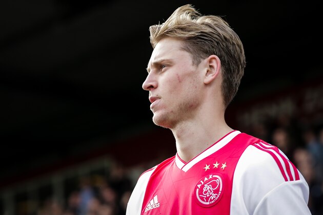 ROTTERDAM, NETHERLANDS - NOVEMBER 11: Frenkie de Jong of Ajax during the Dutch Eredivisie  match between Excelsior v Ajax at the Van Donge & De Roo Stadium on November 11, 2018 in Rotterdam Netherlands (Photo by Erwin Spek/Soccrates/Getty Images)