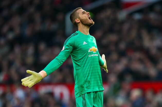 MANCHESTER, ENGLAND - NOVEMBER 24: David de Gea of Manchester United reacts during the Premier League match between Manchester United and Crystal Palace at Old Trafford on November 24, 2018 in Manchester, United Kingdom. (Photo by Robbie Jay Barratt - AMA/Getty Images)