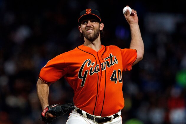 SAN FRANCISCO, CA - SEPTEMBER 28: Madison Bumgarner #40 of the San Francisco Giants pitches against the Los Angeles Dodgers during the sixth inning at AT&T Park on September 28, 2018 in San Francisco, California. The Los Angeles Dodgers defeated the San Francisco Giants 3-1. (Photo by Jason O. Watson/Getty Images)