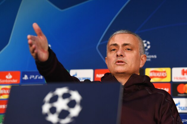 MANCHESTER, ENGLAND - NOVEMBER 26:  Jose Mourinho, manager of Manchester United talks during a press conference at Old Trafford on November 26, 2018 in Manchester, England.  (Photo by Nathan Stirk/Getty Images)