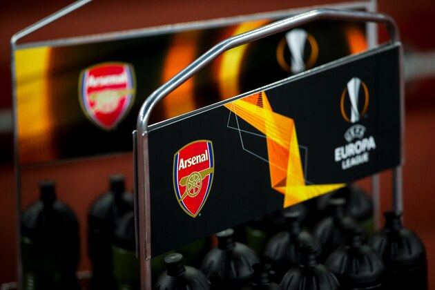 LONDON, ENGLAND - NOVEMBER 08:  Arsenal branded UEFA Europa League water bottles during the UEFA Europa League Group E match between Arsenal and Sporting CP at Emirates Stadium on November 8, 2018 in London, United Kingdom. (Photo by Robbie Jay Barratt - AMA/Getty Images)