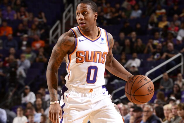 PHOENIX, AZ - NOVEMBER 27:  Isaiah Canaan #0 of the Phoenix Suns handles the ball against the Indiana Pacers on November 27, 2018 at Talking Stick Resort Arena in Phoenix, Arizona. NOTE TO USER: User expressly acknowledges and agrees that, by downloading and or using this photograph, user is consenting to the terms and conditions of the Getty Images License Agreement. Mandatory Copyright Notice: Copyright 2018 NBAE (Photo by Barry GossageNBAE via Getty Images)