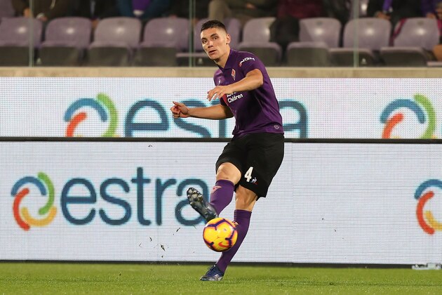 FLORENCE, ITALY - NOVEMBER 03: Nikola Milenkovic of ACF Fiorentina in action during the Serie A match between ACF Fiorentina and AS Roma at Stadio Artemio Franchi on November 3, 2018 in Florence, Italy.  (Photo by Gabriele Maltinti/Getty Images)