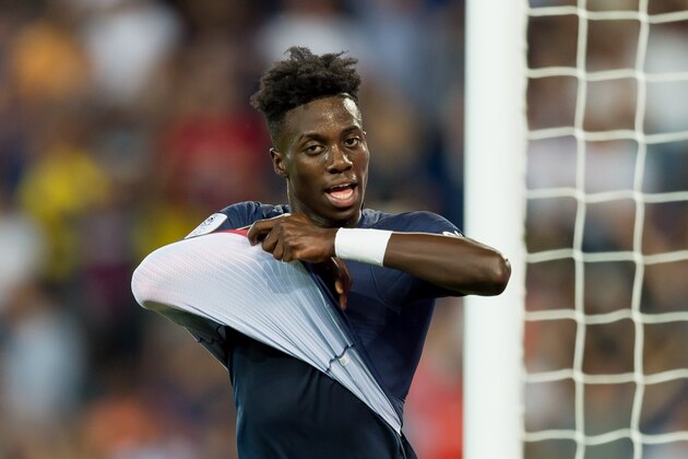PARIS, FRANCE - AUGUST 12: Timothy Weah of Paris St. Germain celebrates after scoring his team`s third goal during the Ligue 1 match between Paris Saint-Germain and SM Caen at Parc des Princes on August 12, 2018 in Paris, France. (Photo by TF-Images/Getty Images)