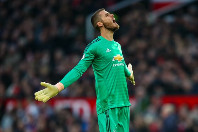 MANCHESTER, ENGLAND - NOVEMBER 24: David de Gea of Manchester United reacts during the Premier League match between Manchester United and Crystal Palace at Old Trafford on November 24, 2018 in Manchester, United Kingdom. (Photo by Robbie Jay Barratt - AMA/Getty Images)