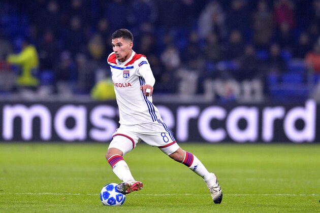 LYON, FRANCE - NOVEMBER 27: Houssem Aouar of Olympique Lyonnais runs with the ball during the Group F match of the UEFA Champions League between Olympique Lyonnais and Manchester City at Groupama Stadium on November 27, 2018 in Lyon, France.  (Photo by Aurelien Meunier/Getty Images)