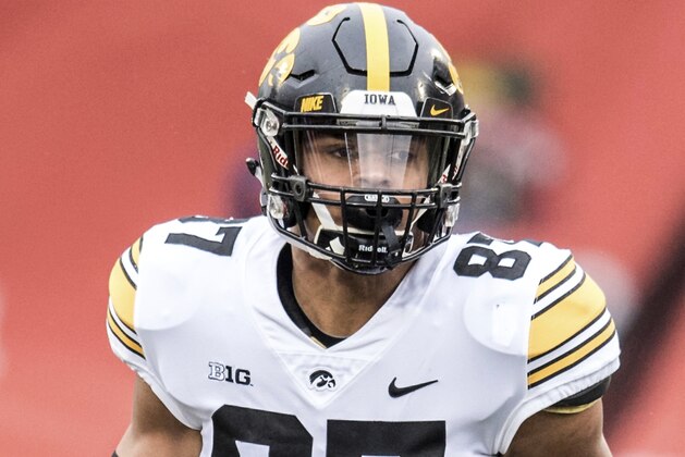 Iowa wide receiver Noah Fant in the first half of a NCAA college football game between Illinois and Iowa, Saturday, Nov. 17, 2018, in Champaign, Ill. (AP Photo/Holly Hart)