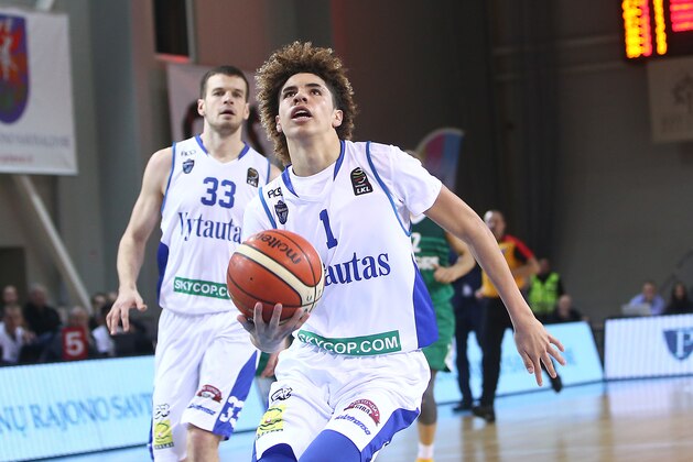 PRIENAI, LITHUANIA - JANUARY 09:  LaMelo Ball of Vytautas Prienai in action during the match between Vytautas Prienai and Zalgiris Kauno on January 9, 2018 in Prienai, Lithuania.  (Photo by Alius Koroliovas/Getty Images)