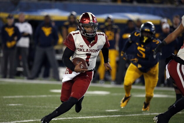 MORGANTOWN, WV - NOVEMBER 23:  Kyler Murray #1 of the Oklahoma Sooners in action against the West Virginia Mountaineers on November 23, 2018 at Mountaineer Field in Morgantown, West Virginia.  (Photo by Justin K. Aller/Getty Images)