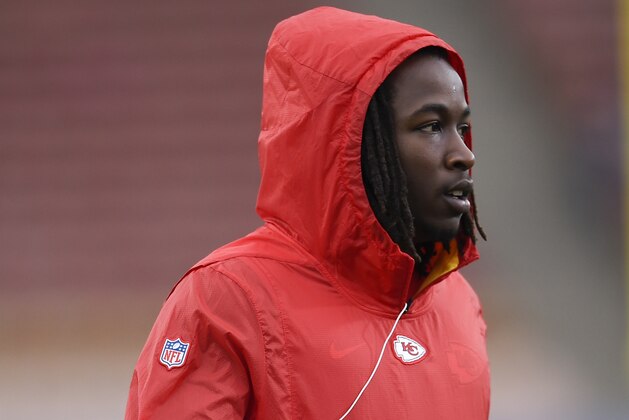 Kansas City Chiefs running back Kareem Hunt warms up before an NFL football game against the Los Angeles Rams Monday, Nov. 19, 2018, in Los Angeles. (AP Photo/Kelvin Kuo)