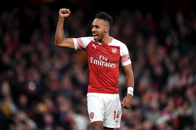 LONDON, ENGLAND - DECEMBER 02:  Pierre-Emerick Aubameyang of Arsenal celebrates his team's victory after the Premier League match between Arsenal FC and Tottenham Hotspur at Emirates Stadium on December 1, 2018 in London, United Kingdom.  (Photo by Shaun Botterill/Getty Images)