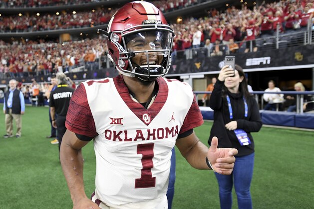 Oklahoma quarterback Kyler Murray (1) celebrates after beating Texas 39-27 in the Big 12 Conference championship NCAA college football game on Saturday, Dec. 1, 2018, in Arlington, Texas. (AP Photo/Jeffrey McWhorter)